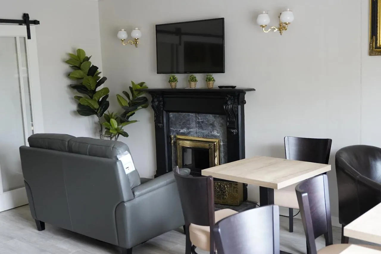Slieve Bloom Manor Hostel Killarney 3*,  Irland