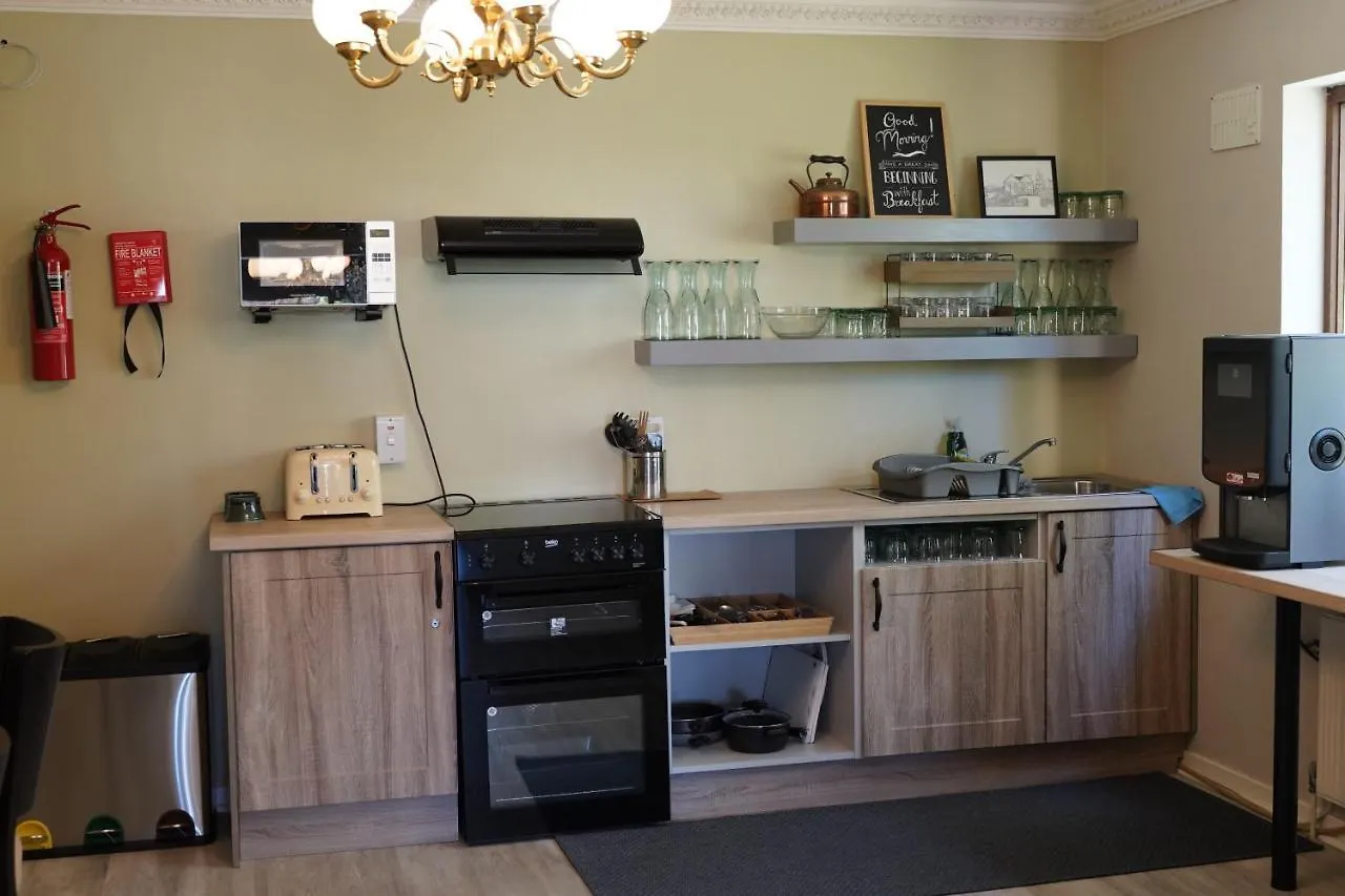 Slieve Bloom Manor Hostel 基拉尼 住宿加早餐酒店
