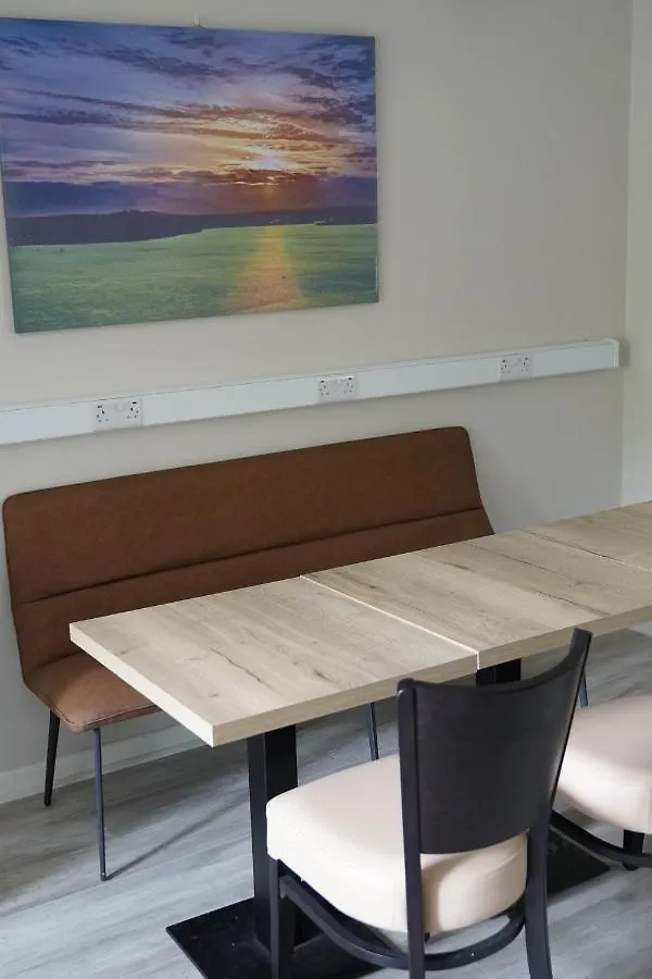 Slieve Bloom Manor Hostel 基拉尼 住宿加早餐酒店